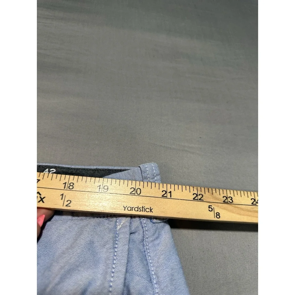 J Crew Men's Light Blue Chino Cotton‎ Shorts 42